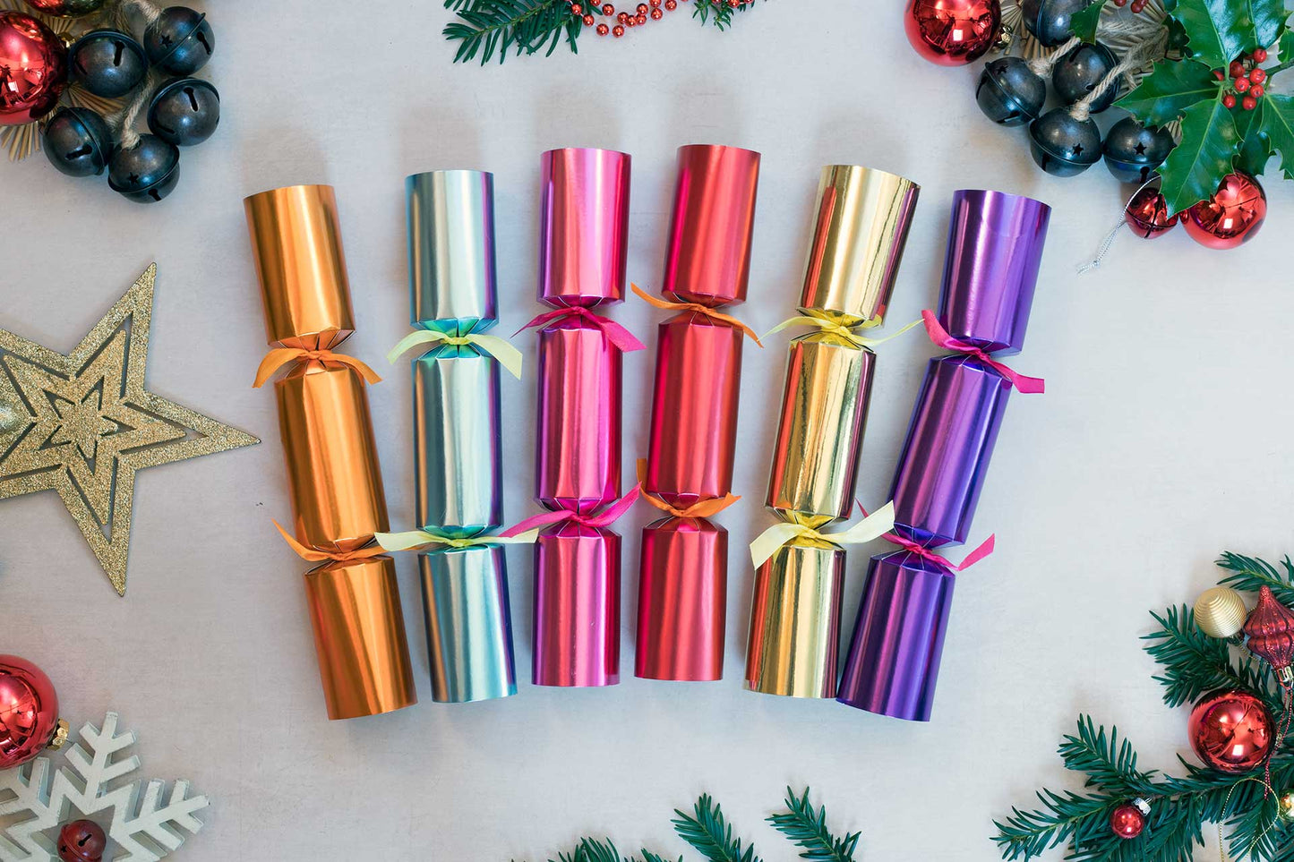 Magic Game Christmas Crackers  (6 x 12-inch Crackers)